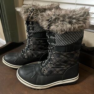 Global Win  Women's Winter Tall Snow Boots - Size 7.5